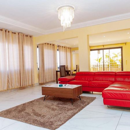 Apartamento Loumia Premium Bonapriso Douala Exterior foto